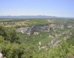 La vall�e de l'Aigue Brun dans le parc naturel du Lub�ron (c) Fphilibert