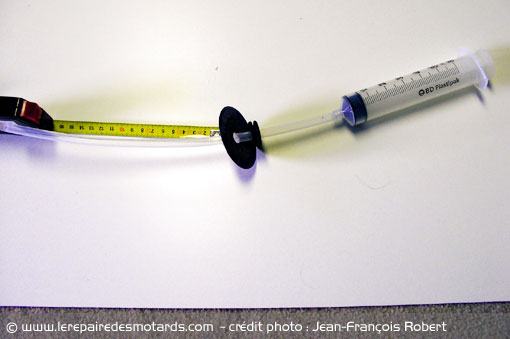 Pomper le suprlus d'huile