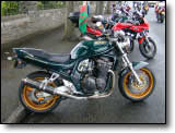 Bandit 1200 vert et or