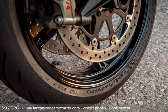 Le pneu Continental ContiSportAttack 5
