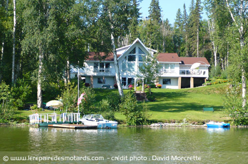 Les barques au pied du B&B