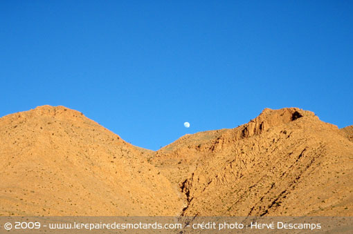 Contrastes de couleurs dans le Moyen Atlas