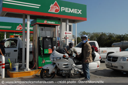 Station service essence Pemex Mexique