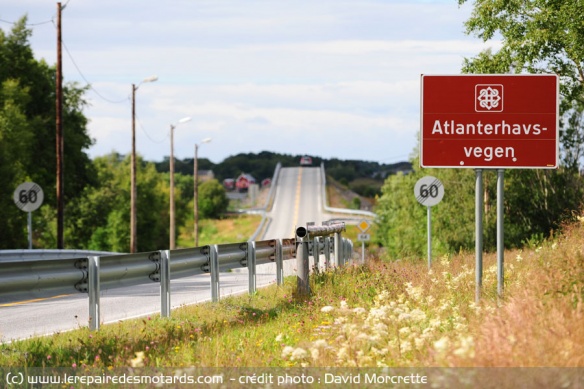 Panneau de La route de l'Atlantique : Atlanterhavsvegen