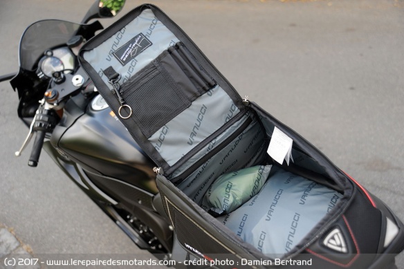 Le sac permet d'emmener le nécessaire pour un petit roadtrip