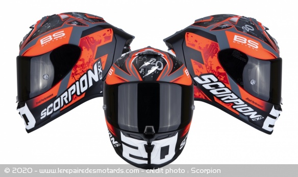 Un Replica haut en couleurs !