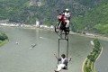 Record monde distance à moto fil acier