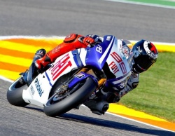 9e victoire de Lorenzo à Valence (c) photo : MotoGP.com