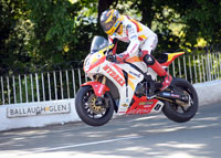 Guy Martin passant le Ballagh Bridge