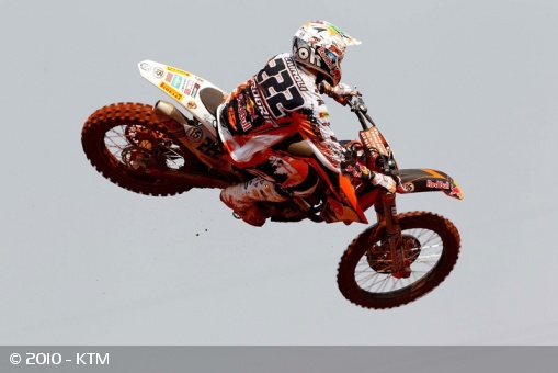 Tony Cairoli sacré champion du monde MX1 2010