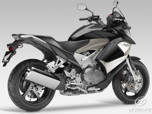 Honda Crossrunner 800 3/4 AR
