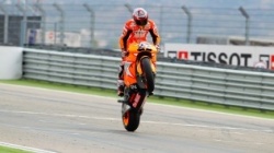 Grand Prix d'Aragon : victoire de Stoner (c) Photo : Motogp.com