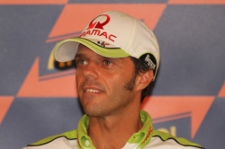 Loris Capirossi se retire de la compétition