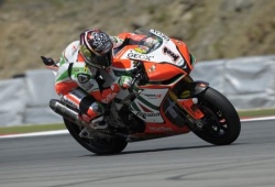 WSBK : Biaggi revient en force sur Checa avant Silverstone