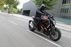 La Ducati Diavel Carbon