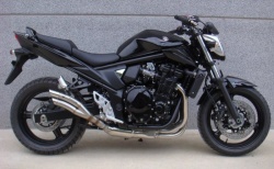 Gamme d'échapements Ixrace Z.1 et X.1 sur Bandit 650