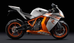 KTM RC8 R blanche