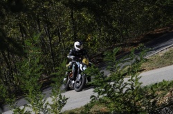Dark Dog Moto Tour : double victoire pour Denis Bouan