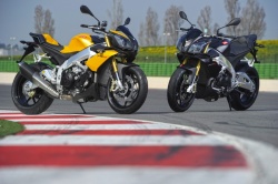 Aprilia Tuono V4 R et Tuona V4 R APRC