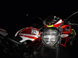 Ducati Monster Art : dédicaces Rossi et Hayden