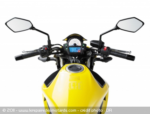 Kawasaki ER-6n 2012