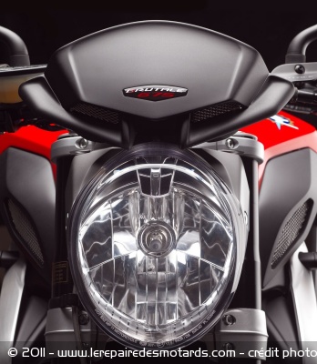 Nouveauté 2012: MV Agusta Brutale 675