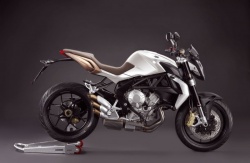 MV Agusta Brutale 675