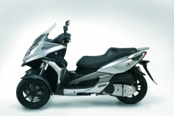Scooter 3D 350 par Quadro côté gauche