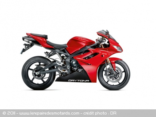 Triumph 675 Daytona 2012 Tornado Red