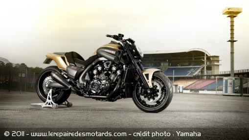 Yamaha VMax Hyper Modified par Marcus Walz