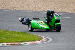 Thierry Pichon et Denis Grumblatt : pilotes de side-car et paraplégiques
