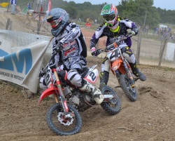 Championnat de France PitBike: Mike Valade aux avants-postes: virage