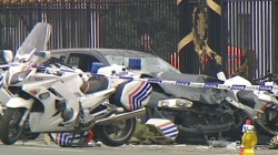 Un chauffard suicidaire renverse une escorte de motards qataire