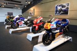 Cadalora retrouve le guidon d'une Yamaha