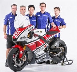 Capirossi pilotera la Yamaha M1 de Lorenzo
