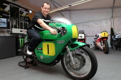John McGuinness confirme sa participation au Classic TT