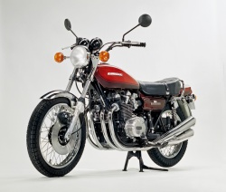 Kawasaki présent aux Coupes Motos Légendes 2012