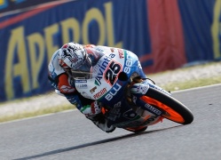 GP de Catalogne : victoire de Viales en Moto3