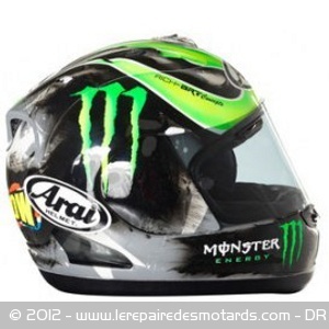 Casque de Cal Crutchlow