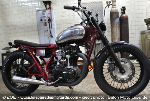 Kawasaki W650 Gentle Tracker par Blitz Motorcycles
