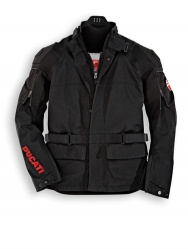 Ligne vestes Multistrada 2012 chez Ducati