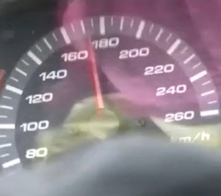 Contrôlé à 176km/h, sa moto est saisie