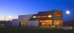 Harley Davidson se mobilise contre le cancer du sein samedi 2 juin: concession HD76