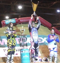 Cédric Soubeyras remporte le 2ème Supercross de Strasbourg (c) DR