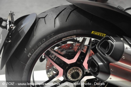 Ducati Diavel Cromo