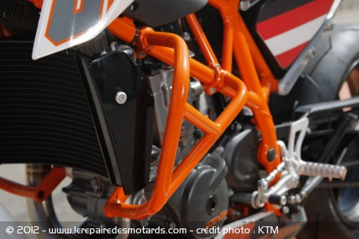 KTM 690 Duke Track