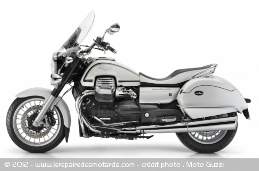 Nouveauté 2013 : custom Moto Guzzi California 1400 Touring