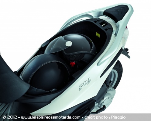 Scooter Piaggio Fly 125 3V