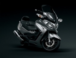 Nouveauté 2013 : scooter Suzuki Burgman 650
