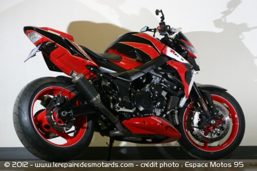 Les bras oscillant provient du GSR 600
